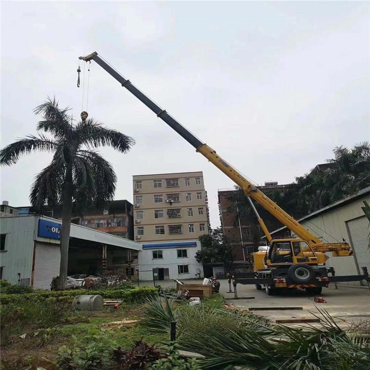 桥头镇12吨吊车出租一天的收费标准是什么