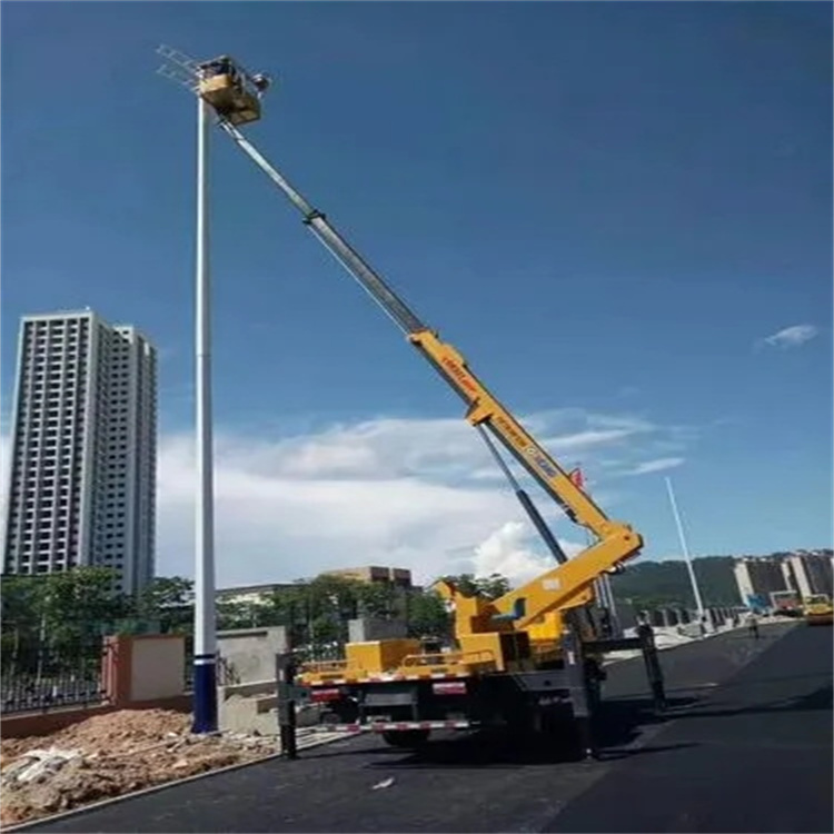 桥头镇维修路灯的曲臂升降车出租