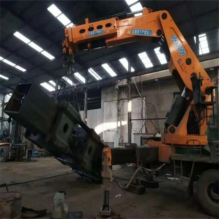 桥头镇200吨折臂吊出租