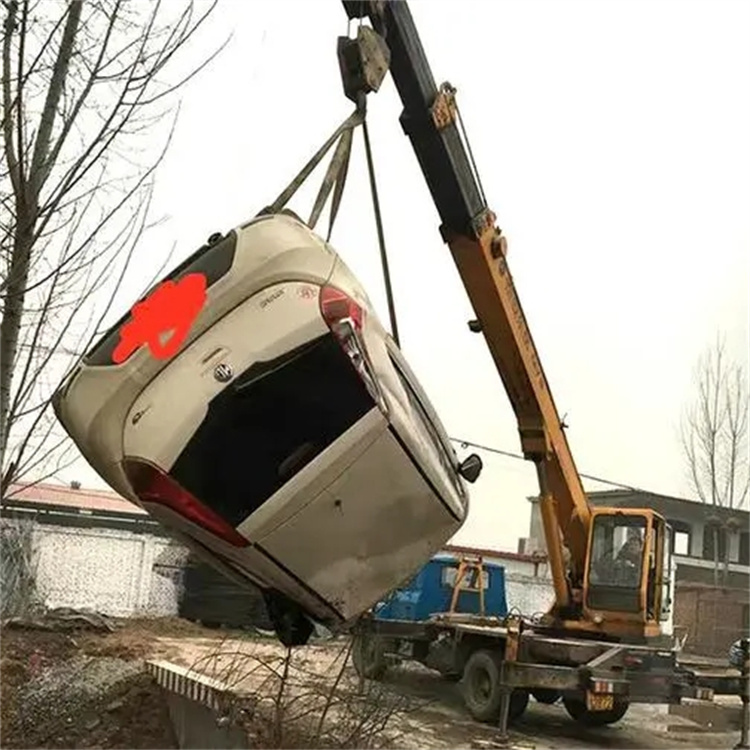 桥头镇随时待命，吊车24小时道路救援服务全解析